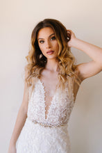 Load image into Gallery viewer, Aria Bridal Belt