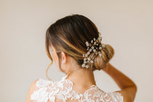 Load image into Gallery viewer, Chloe Bridal Comb