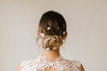 Load image into Gallery viewer, Clover Bridal Pins