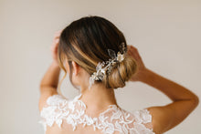 Load image into Gallery viewer, Delilah Bridal Comb
