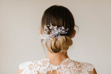 Load image into Gallery viewer, Harlow Bridal Comb