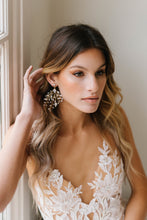 Load image into Gallery viewer, London Bridal Earrings