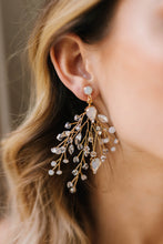 Load image into Gallery viewer, London Bridal Earrings