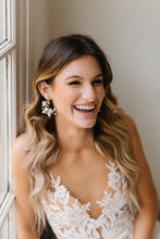 Load image into Gallery viewer, Lucia Bridal Earrings