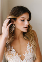 Load image into Gallery viewer, Luna Bridal Earrings