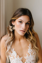 Load image into Gallery viewer, Maeve Bridal Earrings