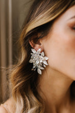 Load image into Gallery viewer, Margo Bridal Earrings