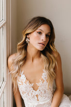 Load image into Gallery viewer, Madison Bridal Earrings