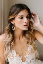 Load image into Gallery viewer, Nadia Bridal Earrings