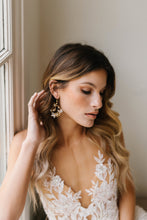 Load image into Gallery viewer, Nadia Bridal Earrings