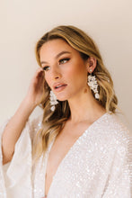 Load image into Gallery viewer, Odelyn Bridal Earrings