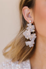 Load image into Gallery viewer, Olive Bridal Earrings