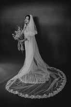 Load image into Gallery viewer, Elodie - Bridal Veil