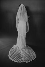Load image into Gallery viewer, Fallon - Wedding Veil