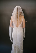 Load image into Gallery viewer, Fallon - Wedding Veil
