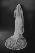 Load image into Gallery viewer, Odette - Bridal Veil