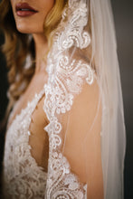 Load image into Gallery viewer, Jessie - Bridal Veil