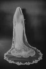 Load image into Gallery viewer, Jessie - Bridal Veil