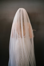 Load image into Gallery viewer, Valerie - Bridal Veil