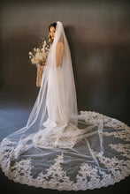 Load image into Gallery viewer, Jamie - Bridal Veil
