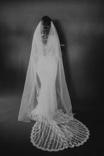 Load image into Gallery viewer, Julie - Bridal Veil