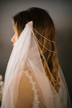 Load image into Gallery viewer, Julie - Bridal Veil