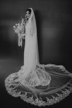 Load image into Gallery viewer, Corine - Bridal Veil