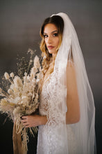 Load image into Gallery viewer, Corine - Bridal Veil