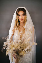 Load image into Gallery viewer, Corine - Bridal Veil