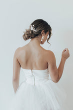 Load image into Gallery viewer, Juniper Bridal Comb