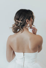 Load image into Gallery viewer, Kaia Bridal Comb