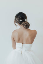 Load image into Gallery viewer, Kennedy Bridal Pins