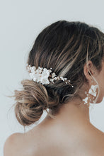 Load image into Gallery viewer, Lark Bridal Comb