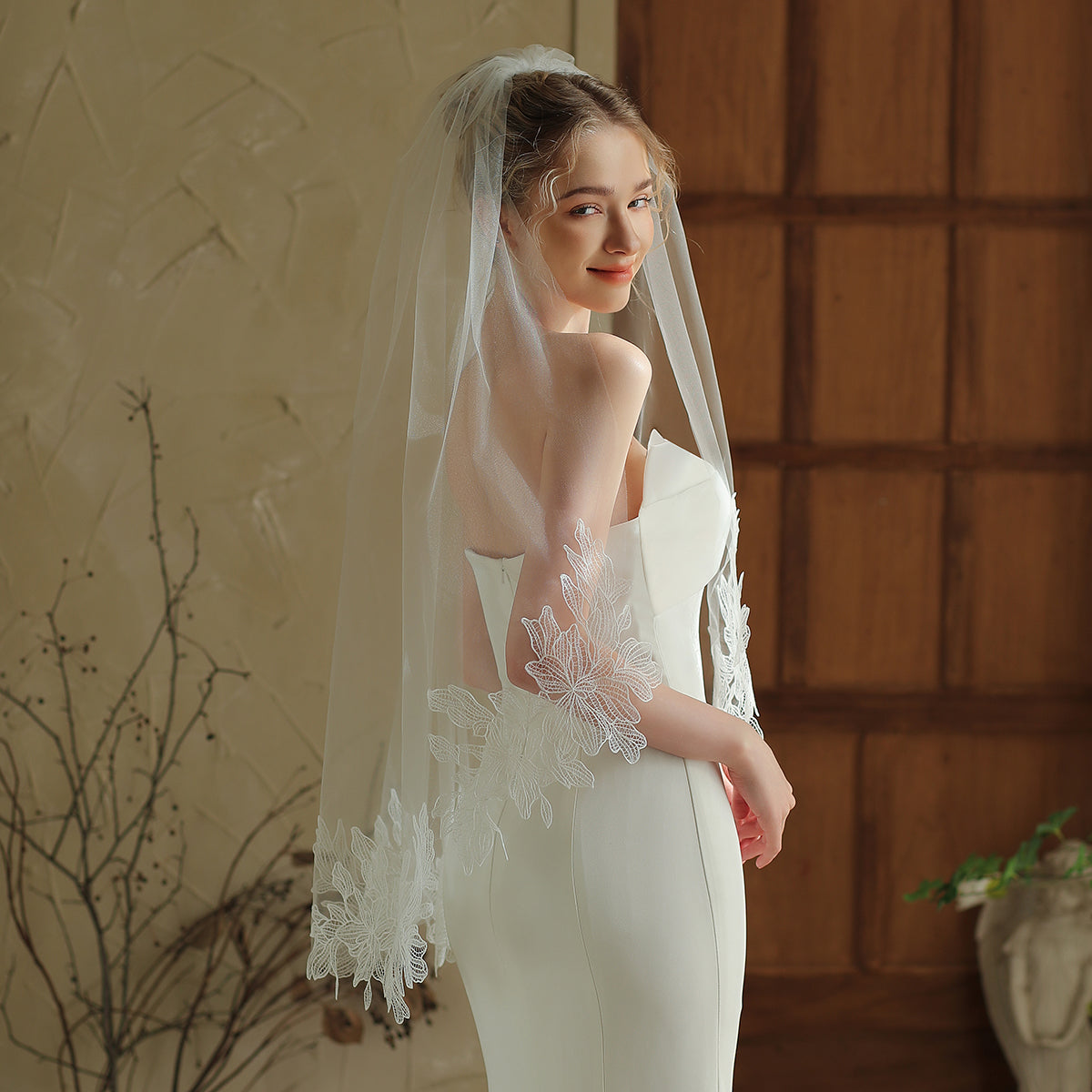 Lacey Bridal Veil