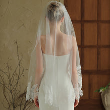 Load image into Gallery viewer, Lacey Bridal Veil