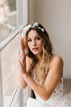 Load image into Gallery viewer, Calla Bridal Comb