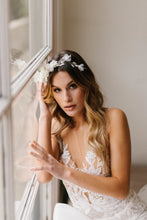 Load image into Gallery viewer, Calla Bridal Comb