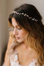 Load image into Gallery viewer, Scarlett Bridal Headpiece