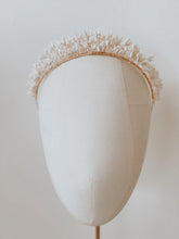 Load image into Gallery viewer, Veda Bridal Tiara