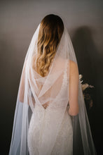Load image into Gallery viewer, Mirelle - Bridal Veil