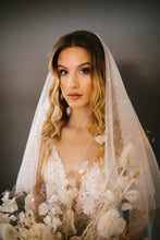 Load image into Gallery viewer, Lenore - Wedding Veil