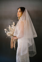 Load image into Gallery viewer, Sabine - Wedding Veil