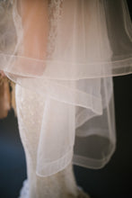 Load image into Gallery viewer, Sabine - Wedding Veil