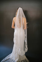 Load image into Gallery viewer, Odette - Bridal Veil