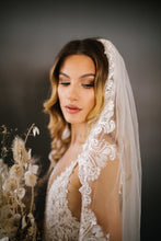 Load image into Gallery viewer, Jessie - Bridal Veil