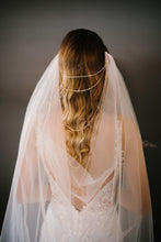 Load image into Gallery viewer, Julie - Bridal Veil